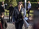 Here�ka Klára Issová p�ichází do Rudolfina na poslední rozlou�ení s Ji�ím...