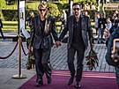 Herci Jan Dolanský a Lenka Vlasáková p�icházejí do Rudolfina na poslední...