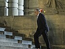 Herec Pavel Zední�ek odchází z rozlu�ky s Ji�ím Barto�kou v pra�ském Rudolfinu...