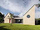 Manelé lékai oslovili architekty s páním upravit starí venkovský dm tak,...