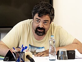Zastupitelstvo praských eporyjí jednalo o návrhu opozice na odvolání starosty...