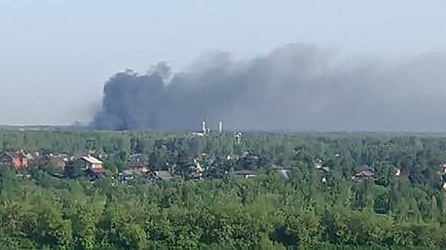 Ukrajinsk drony zashly tovrnu na bezpilotn letouny spolenosti Kronstadt v Dubni v Moskevsk oblasti. (28. kvtna 2025)