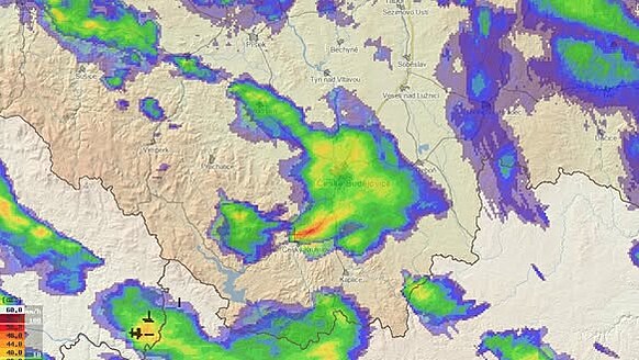 Torndo se vyskytlo v nedli 18. kvtna kolem 12:45 v obci Vyn pr km severn od eskho Krumlova.