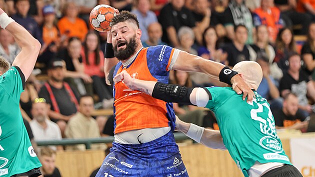 Milan kvail se sna zakonit plzeskou akci.