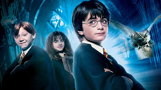Rupert Grint, Emma Watsonov a Daniel Radcliffe ve filmu Harry Potter a Kmen mudrc (2001)