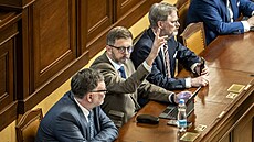 Ministr financí Zbynk Stanjura, ministr vnitra Vít Rakuan a premiér Petr...