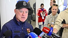 Trenér Radim Rulík po píletu eského národního týmu z hokejového mistrovství...