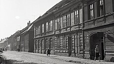 Pvodní domovní zástavba na míst dnení Palackého ulice v Chomutov, rok 1961