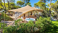 Glamping je zkratka pro �glamorous camping�. Jedná se o alternativu k...