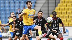 Teplický úto�ník Mohamed Jásir b�hem utkání proti Pardubicím