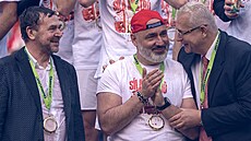 Slávistický trenér Jindich Trpiovský slaví zisk mistrovského titulu s...