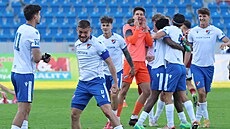 Fotbalisté rezervního týmu Baníku Ostrava se po výhe nad Spartou Praha B...