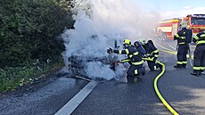 Haení poáru auta u Dubu nad Moravou (20. kvtna 2025)