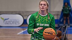 Petra Malíková pi Eurocupovém utkání proti Azorm.