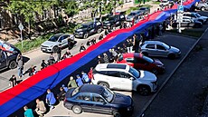 Píznivci separatistické Doncké lidové republiky a Ruska slaví ti roky od...