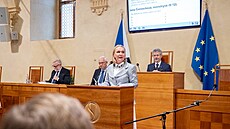 Ministryn obrany Jana ernochová v Senátu (21. kvtna 2025)