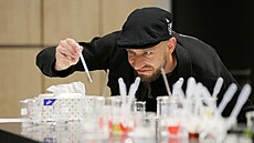 Posledních osm let Tomá� �ech naplno �il firmou, kterou rozjí�d�l je�t� coby...