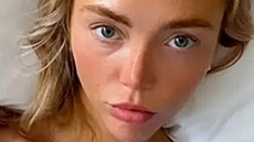 Annie Knightová musela po sexuální výzv do nemocnice.