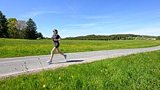 Proslulý �tafetový b�ecký závod ze �umavy do Prahy. Jeho trasa má 375 km. (11....