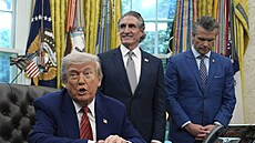 Donald Trump v Oválné pracovn. (23. kvtna 2025)
