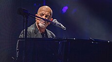 Americký hudebník Billy Joel. (8. února 2025)