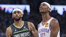Nickeil Alexander-Walker (9) z Minnesota Timberwolves a jeho bratranec Shai...