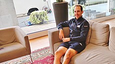 Josef �erný a chvilka pohody v hotelové lobby p�ed ve�e�í