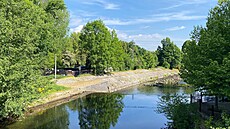 Jez u Kalikovského mlýna v Plzni (21. kv�tna 2025)