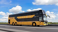 Na mezinárodní lince Praha  Varava nasazuje RegioJet komfortní autobusy...