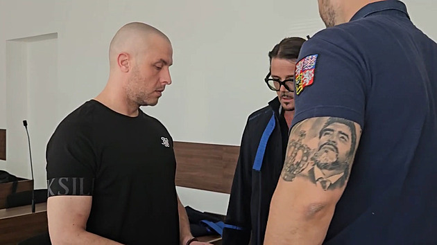 „Velmi cynické.“ Podvodníci parazitovali na dětech s rakovinou, půjdou za to do vězení