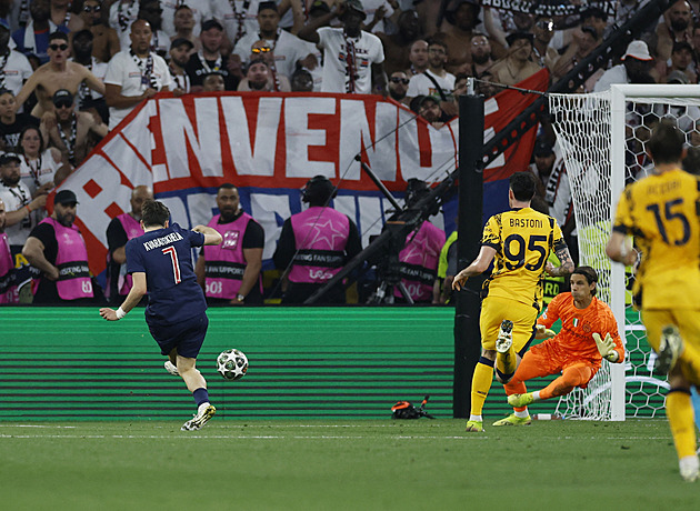 OBRAZEM: Finále Ligy mistrů ovládlo jednoznačně PSG. Zazářil mladíček Doué