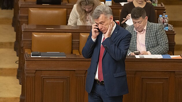 Ve Sněmovně pokračuje řádná schůze, během níž by poslanci měli schvalovat...