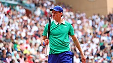 Jannik Sinner v utkání s JIím Lehekou na Roland Garros.