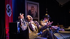 Liberecké divadlo nastudovalo tragikomedii Musíme si pomáhat. (28. kvtna 2025)