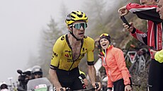 Brit Simon Yates bhem 20. etapy italského Gira