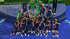 Fotbalisté PSG slaví vítzství v Lize mistr