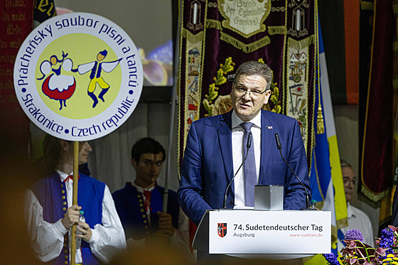 Zemský p�edseda bavorské organizace Sudeton�meckého krajanského sdru�ení...