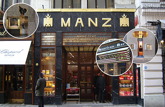 Mramorový portál knihkupectví Manz navrhl Adolf Loos v roce 1912 v ulici...