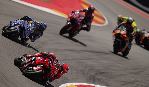 Pole position číslo 100. Španěl Márquez ovládl v Mugellu kvalifikaci MotoGP