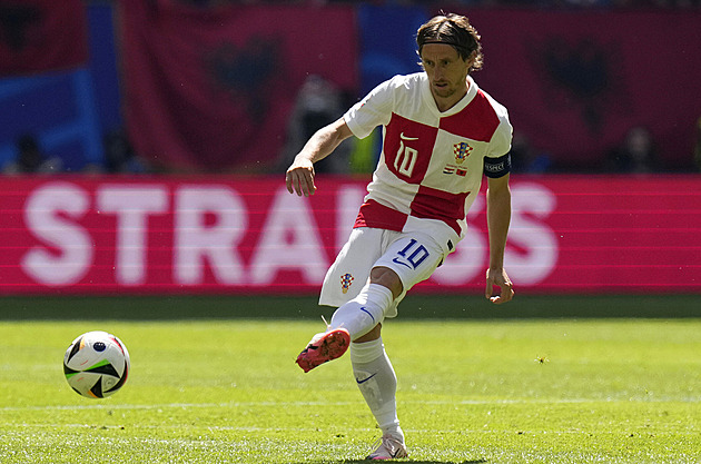 Musí být o deset let mladší! Modrič jako Ronaldo či LeBron, cvičení věnuje hodiny