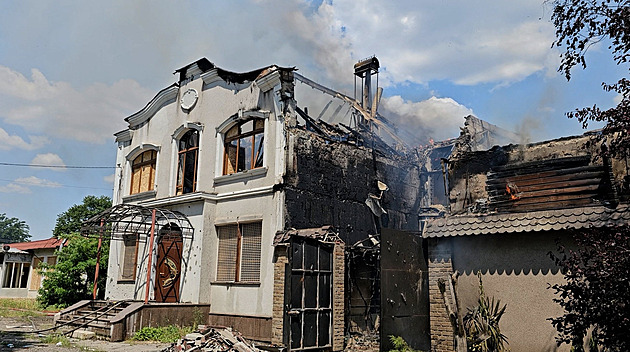 Dronové safari. Rusové cíleně vraždí civilisty, stačí jim stroje za pár tisíc