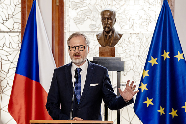 Fiala není kmotr. Ale dopustil situaci, kdy tu někdo vrtí celou justicí