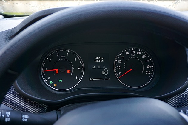 Brusel chce zastavit stáčení tachometrů. Autoservisy mají zapisovat ujeté kilometry