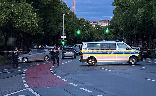 Berlín zakázal nošení nožů ve veřejné dopravě. Případů napadení jsou tisíce
