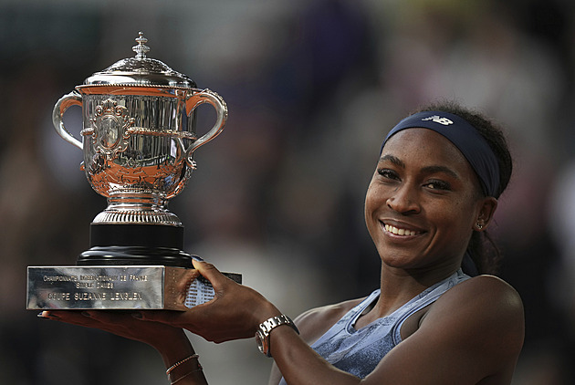 Gauffová královnou Paříže. Otočila finále se Sabalenkovou a ovládla Roland Garros