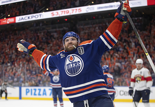 Drama v prodloužení. Vyloučení Noska ztrestal Draisaitl, Edmonton ve finále vede