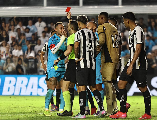 Doma nejlíp, tak co jinde? Neymar prodloužil smlouvu v Santosu
