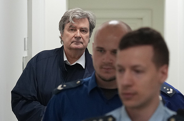 Obviněný Jansta chce z vazby na svobodu, složil kauci 15 milionů korun
