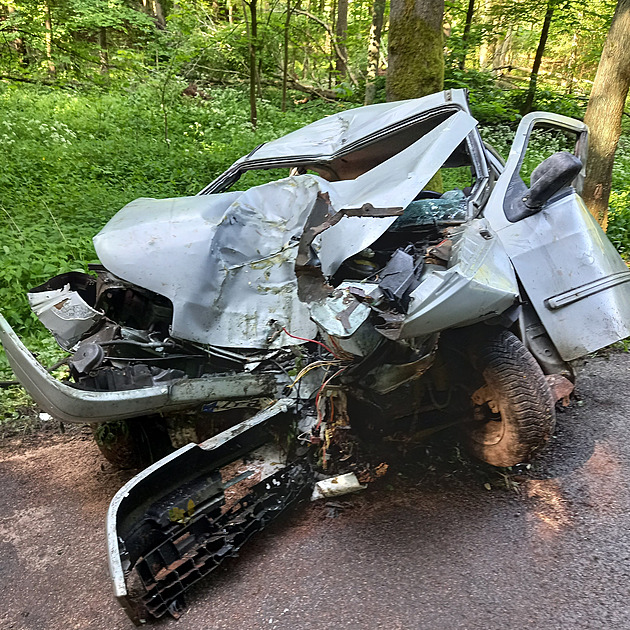 Tragická nehoda osobního auta  u Mladých Buk (31. kvtna 2025)