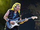 Kytarista Iron Maiden Dave Murray na koncert v Letanech (31. kvtna 2025,...